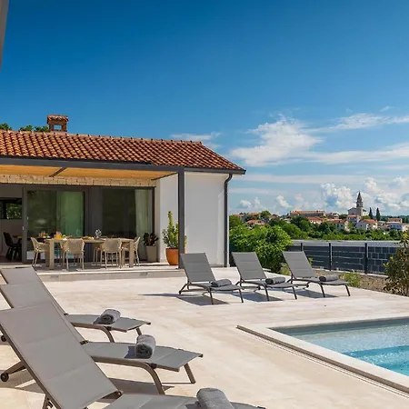 Hébergement de vacances Gala *