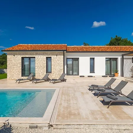 Hébergement de vacances Gala *